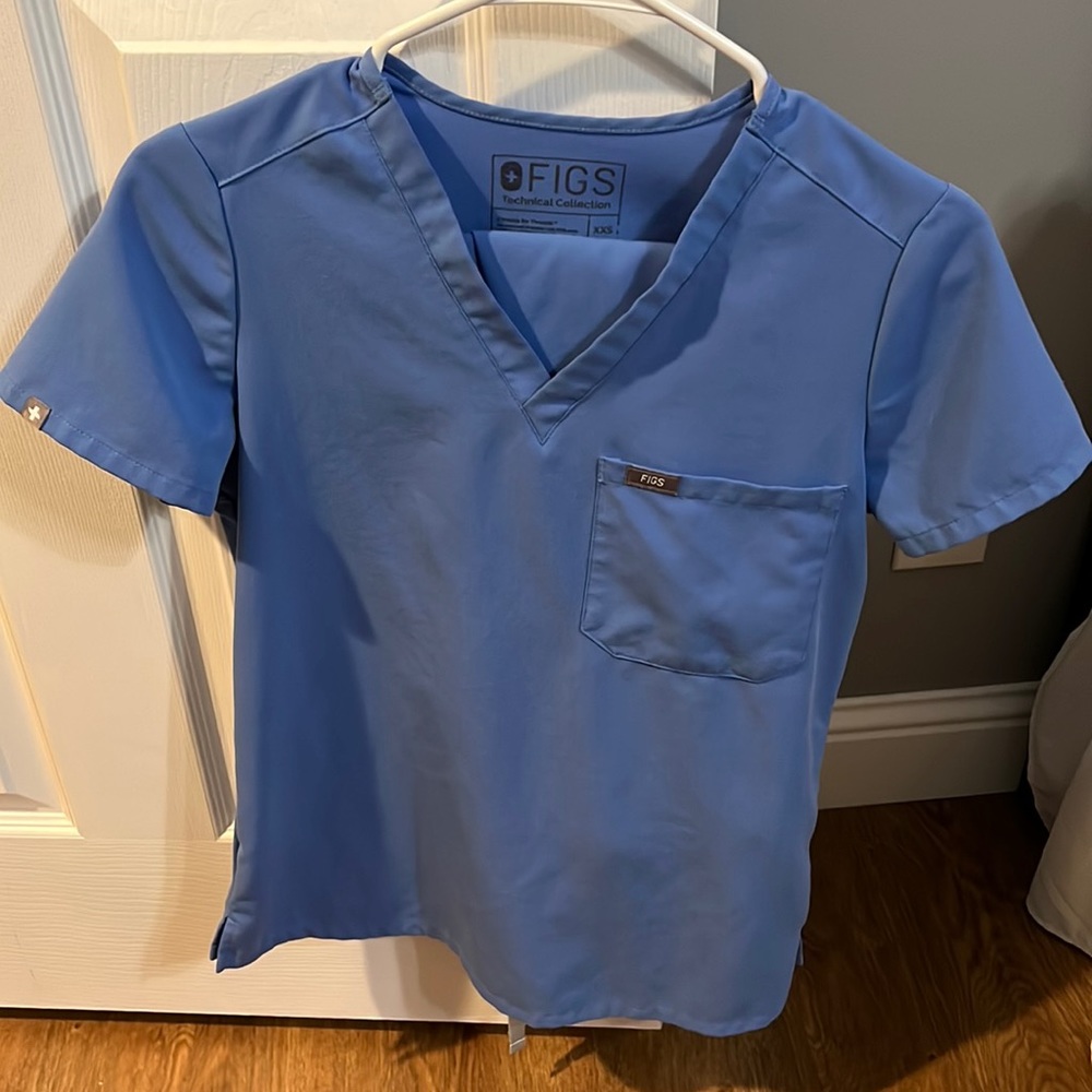 Figs Cecil Blue One pocket top and straight leg scrub bottoms